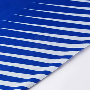 Conjunto de uniforme deportivo cómodo para equipos de fútbol de secado rápido hecho por profesionales - Product Image 4