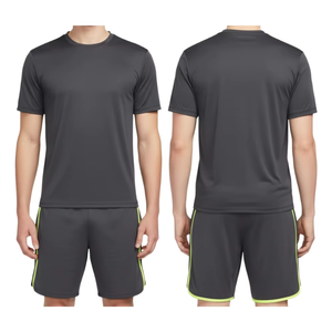 เสื้อยืดคอกลมสีเทาเข้มสำหรับผู้ชายพร้อมกางเกงขาสั้นสีทึบสไตล์สปอร์ตผ้าถักแห้งเร็วชุดฤดูร้อน - Product Image 4