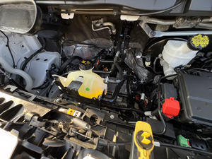 Modèle 2023, faible kilométrage, transmission automatique, sièges en cuir, sans accident et prêt à être expédié. - Product Image 3