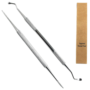Kit de pédicure et de soins des pieds en acier inoxydable Innovamed : lime à ongles incarnés double face et curettes - Product Image 1