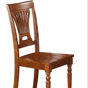 Silla de madera pulida para interiores formales con patas elegantes y detalles hechos a mano que mejoran el atractivo del espacio vital - Product Image 1