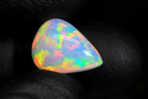 Amazing Ethiopian Opal Cabochon lisse poli en forme de poire Stone Nice Ethiopian Opal Gemstone Gift for Her - Product Image 4