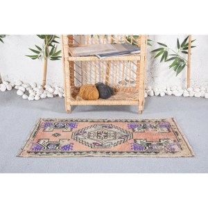 Alfombra turca Vintage Bohemia Beige, diseño de retazos de lana de área grande de 1,5x2,8 pies para dormitorio o pasillo con respaldo de látex - Product Image 1