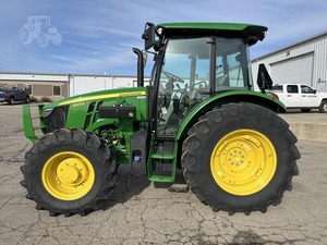 Tracteur à chenilles JOHHN DEEERE 5120M 2024, 160 CV avec moteur et pompe à roulement à billes - Product Image 2