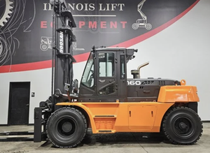 Offre exclusive aux enchères pour chariots élévateurs pneumatiques D160S-7 2021, capacité de maintien de 36 000 LBS - Product Image 4