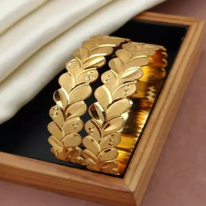 Brazaletes ajustables de latón abiertos - Product Image 1