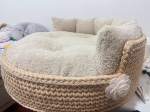 Lit douillet <span class=keywords><strong>pour</strong></span> animaux de compagnie <span class=keywords><strong>au</strong></span> <span class=keywords><strong>crochet</strong></span>, maison tricotée épaisse, cadeau fait main, fil épais, tanière <span class=keywords><strong>pour</strong></span> <span class=keywords><strong>chien</strong></span> et chat <span class=keywords><strong>au</strong></span> <span class=keywords><strong>crochet</strong></span>, couchette <span class=keywords><strong>pour</strong></span> chaton en bandes de tissu - Product Image 2