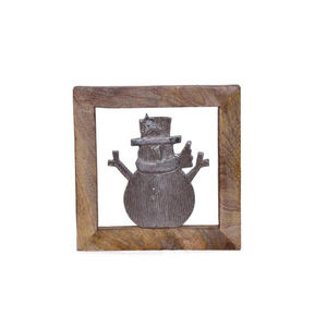 Aluminio Snow Man Acabado plateado en marco de madera Decoración navideña de alta calidad a la venta a precio mayorista Hecho en India - Product Image 1