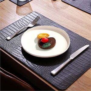 Sets de dessous-de-plat en cuir de luxe résistants à la chaleur et antidérapants pour tables rondes, dessous-de-plat en cuir PU lavables pour salle à manger - Product Image 1