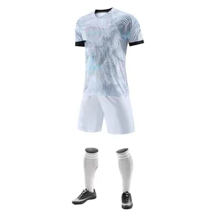 Großhandel Custom New Design Hochwertige Fabrik Original Fußball uniform Full Set Hot Clubs Qualität Männer Fußball tragen