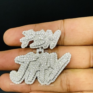 Colgante de Letra con Diamantes Cultivados en Laboratorio, Chapado en Oro de 10K, Estilo Hip Hop Cristiano Unisex, Corte Brillante Redondo - Product Image 3