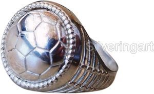 Bague pour homme, bague simple pour les amateurs de football, bague signet lourde, cadeau pour les fans, Noël, fabrication artisanale, bijoux personnalisés, bague en argent massif 925 - Product Image 5
