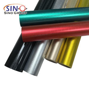 Autocollant d'emballage de colle à faible adhérence Chrome brillant diamant nid d'abeille vinyle noir de <span class=keywords><strong>carbone</strong></span> pour la décoration de voiture - Product Image 3