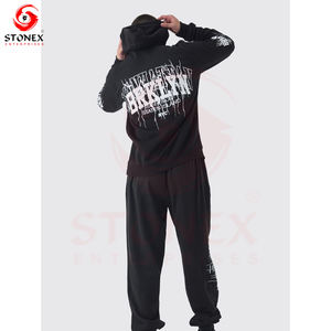 Ensemble deux pièces en coton personnalisé OEM ensembles sweat à capuche et pantalon vintage délavés avec fermeture éclair et strass survêtements avec patch délavé au soleil pour hommes - Product Image 6