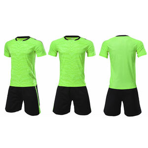 Traje de entrenamiento de fútbol en blanco, camiseta y pantalones cortos de fútbol para hombre, uniforme de fútbol, ropa deportiva, chándal de manga corta personalizado - Product Image 6