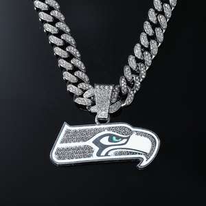 Colgante de Lujo Personalizado de los Seattle Seahawks, Plata 925 con Moissanita de Corte Brillante en Forma de Águila, Chapado en Oro, Estilo Hip Hop - Product Image 2