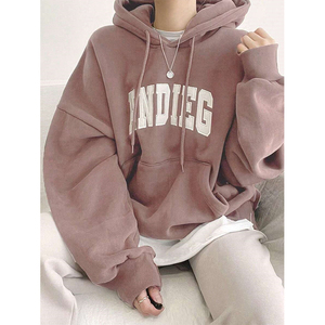 Sudadera con Capucha para Mujer, de Alta Calidad, con Bordado de Letras, Bolsillo Tipo Canguro, Color Rosa Desgastado, Hombros Caídos y Cordón Ajustable - Product Image 3