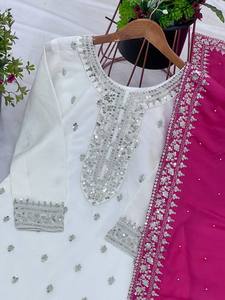 Salwar Kameez blanc de créateur avec dupatta pour femmes, costume Sharara, haut-palazzo, costume indien, costumes pakistanais, costume de l'Aïd - Product Image 6