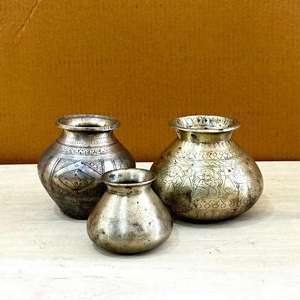 Lota traditionnel en laiton gravé doré fait à la main ou pot d'eau pour le stockage Pot de fleur décor à la maison articles cadeaux - Product Image 3