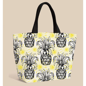 Sac à main en toile de coton noir pour femmes avec impression de logo personnalisé, design élégant à motifs en tissu, sac de shopping réutilisable R.D Bag House - Product Image 4