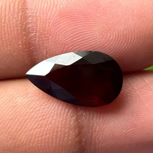 Pierre taillée poire à facettes grenat rouge naturel de haute qualité pour la fabrication de bijoux gemme en vrac calibrée directement d'Inde - Product Image 3