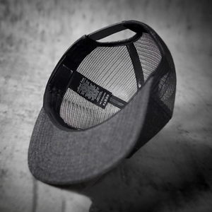 Casquettes Snapback en Coton et Maille à 5 Panneaux Vierges en Gros avec Impression de Logo Personnalisé, Casquette Trucker Hip Hop à Visière Plate, Fabrication Vietnamienne - Product Image 4