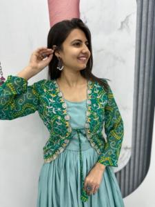 2024 été o-cou broderie séquence et fil travail décontracté parole longueur robe pour les femmes tissé motif longue fantaisie Festival robe - Product Image 4