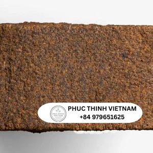 ยางพาราธรรมชาติเวียดนามเกรดอุตสาหกรรมมาตรฐาน SVR 20 วัตถุดิบ บล็อกสีเหลืองอ่อนถึงสีน้ำตาลอ่อน - Product Image 1