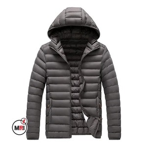 Logo personnalisé Veste chaude et légère d'extérieur pour hommes Manteau d'hiver à capuche en polyester Bouffant de bulles Vestes bouffantes avec capuche - Product Image 1