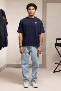 T-shirt à col rond en tissu Performance pour homme, coupe ample, manches courtes, haut minimaliste pour vêtements de sport, pour la production de vêtements personnalisés - Product Image 3