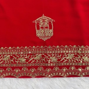 Conjunto étnico Sharara de diseñador en Faux Georgette con forro de algodón suave Bordado pesado y Detalles de secuencia - Product Image 6