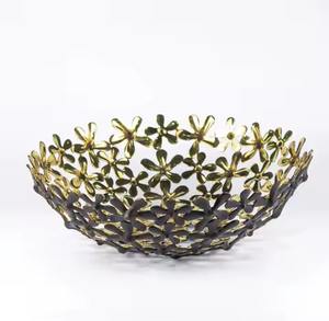 Bol luxueux en émail vert sur cadre en feuille d'or ajoute une beauté inspirée de la nature à tout cadre intérieur - Product Image 2