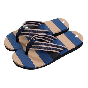 Wholesale and retail summer men's indoor and outdoor non-slip <b>slippers</b> striped color matching beach leisure flip-flops - Product Image 1