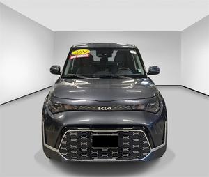 Kia Soul GT-Line FWD 2024 d'occasion, incroyablement parfait, faible kilométrage, en stock, proposé à un prix incroyable, à ne pas manquer - Product Image 1