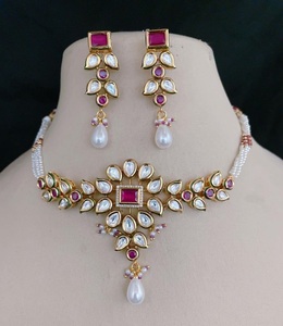 Royal Look Kundan collar con pendientes elegante conjunto de joyería de boda para mujeres niñas Simple Look Kundan conjunto de collar de novia - Product Image 4