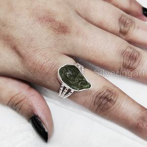 Joyería de piedra en bruto, anillo para mujer, piedra preciosa de peridoto cruda Natural, piedra natal de agosto, banda dotada de aniversario, anillo de Plata de Ley 925 - Product Image 4