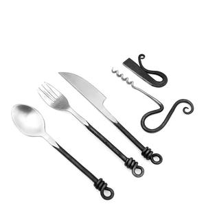 Juego de banquete medieval de 3 piezas hecho a medida Cubiertos vikingos forjados retorcidos Último diseño con soporte OEM - Product Image 2