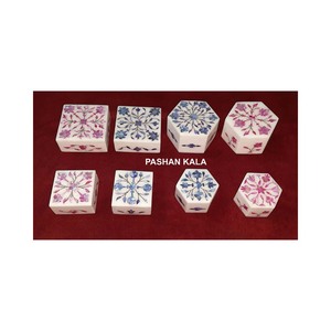 Hộp trang sức bằng đá cẩm thạch trắng tinh khiết khảm ngọc trai hình hoa, sản xuất thủ công cao cấp, dùng để đựng đồ trang trí. - Product Image 1