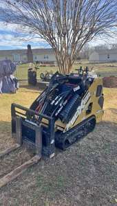 ENVÍO GRATUITO BOXER 700HDX Mini Cargadora Compacta con Certificación EPA y CE, Cilindro Hidráulico Eaton, Motor Principal, Bomba, Caja de Cambios, Engranaje, PLC - Product Image 6