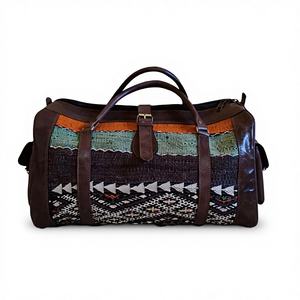 Sac de voyage week-end en cuir marocain fait main |   Sac de voyage en cuir véritable avec tissu berbère traditionnel |   Léger et de grande taille - Product Image 1