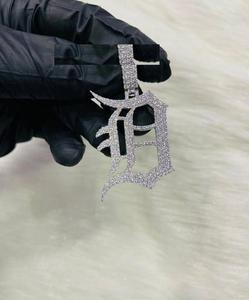 Pendentif personnalisé en moissanite VVS véritable toucher or blanc 14K, pendentif personnalisé en moissanite, - Product Image 1