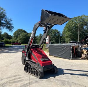 Mini-chargeuse compacte Iron Rhino IR2000 2025 avec moteur Yanmar, pompe et engrenages/moteur - Haute efficacité, garantie 4 ans, livraison gratuite - Product Image 1