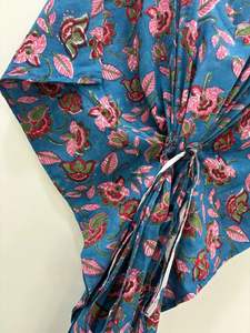 Caftan d'été en coton rose à fleurs fait à la main Robe longue décontractée au sol Robes avec taille naturelle pour vêtements de nuit de plage - Product Image 3