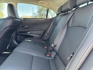 2025 asequible lLex-uss ES 300H F SPORT Diseño - Product Image 5