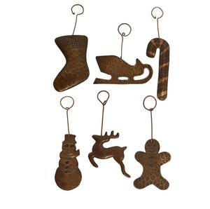 Ornement de Noël suspendu en fer forgé moderne de conception circulaire fait à la main pour la décoration de la maison pendant les fêtes - Product Image 2