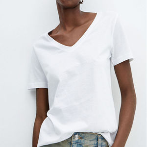 Camisetas de moda con estampado personalizado para marcas OEM Factory Direct Women Deep V Neck T Shirts - Product Image 5