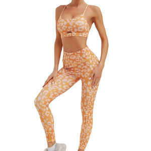 Nouveauté : Ensemble de soutien-gorge de yoga personnalisable, confortable et respirant, réversible, sans couture, en polyester/nylon, pour le sport, avec bretelles larges - Product Image 1