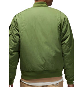 Trendsetting Satin Varsity Jacket OEM Bomber Baseball Coat Parche personalizado Estilo para jóvenes Moda Unisex College Look - Product Image 3