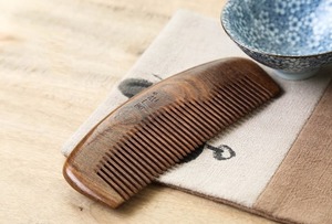 Peine de madera de Neem biodegradable ecológico-Cuidado del cabello natural sostenible - Product Image 2