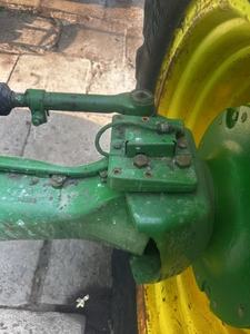 Tractores Agrícolas Usados Jon Deer 5050 D de Segunda Mano con Cargador, Tractor en Funcionamiento, Exportación Directa - Product Image 6